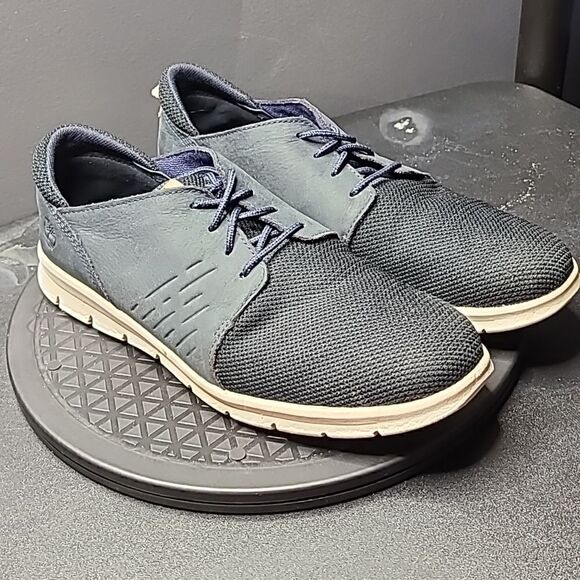 Timberland Shoes Size 9 - Picture 3 of 13